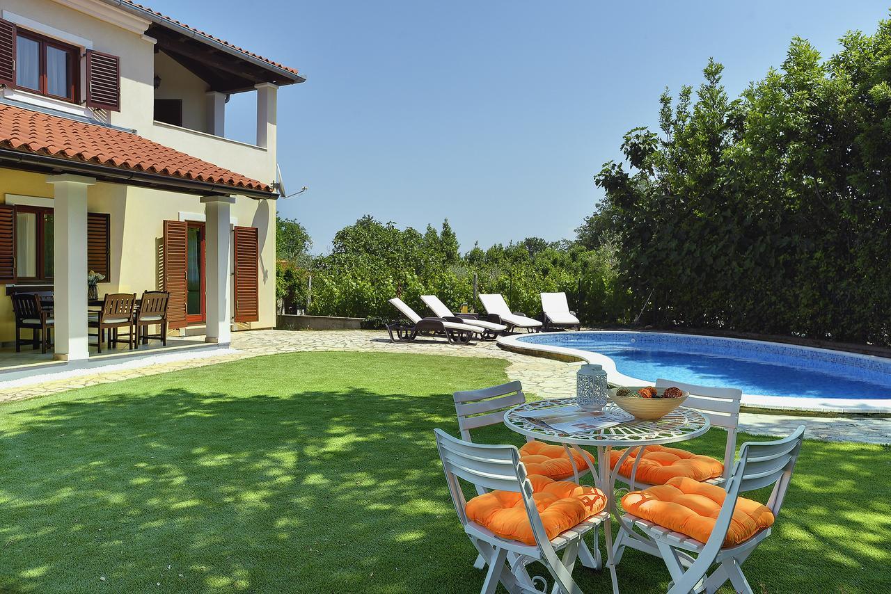 Villa Nina Medulin Exterior foto